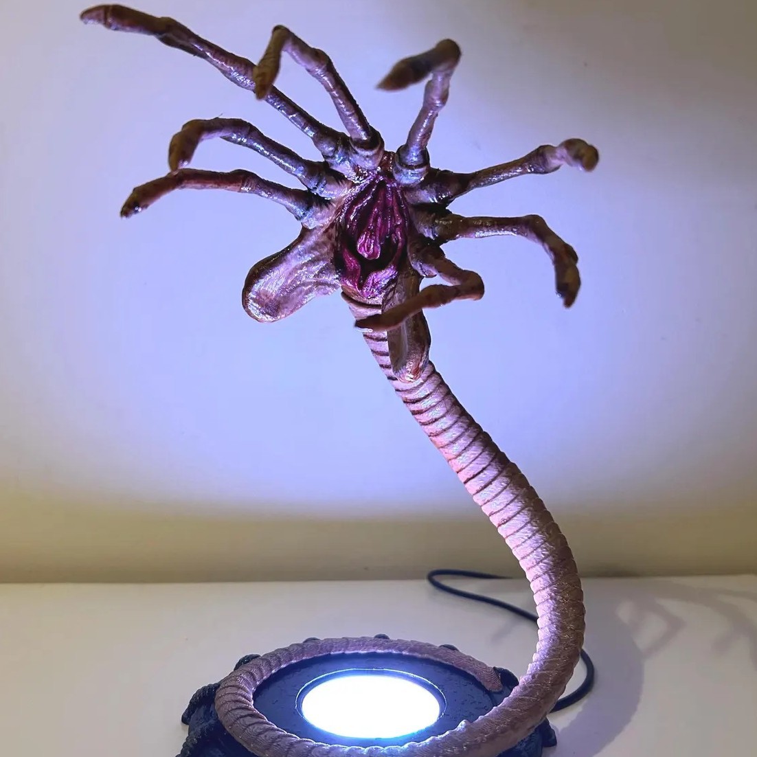 Alien Facehugger Lamp Nightlig - Home Decor Inspo 评论和价格