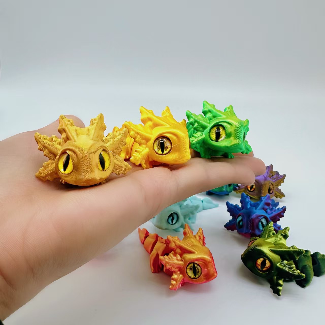 Collectible Figurines Cute 3D  - Home Decor Express 评论和价格